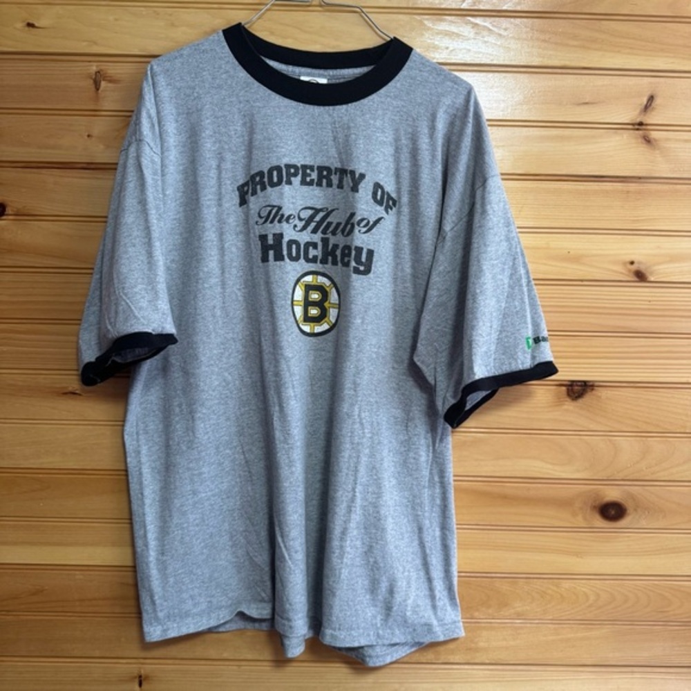 Delta Property of Boston Bruins The Hub of Hockey Gray and Black Ringer Tee XL - Picture 1 of 5